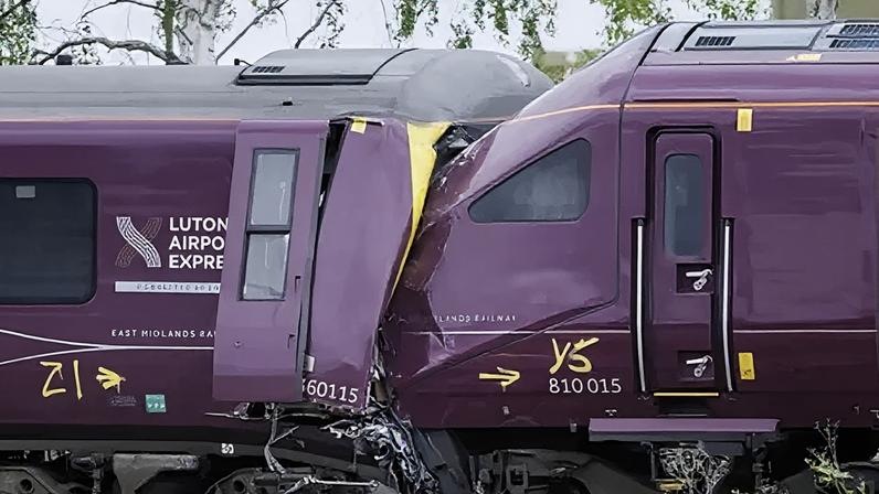 Cobrador de passagem vira herói em acidente ferroviário fatal