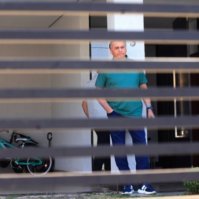 PM relata ao STF falha no sinal da tornozeleira de Bolsonaro