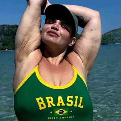 Thais Carla revela transformação: 100 kg a menos em video de maiô