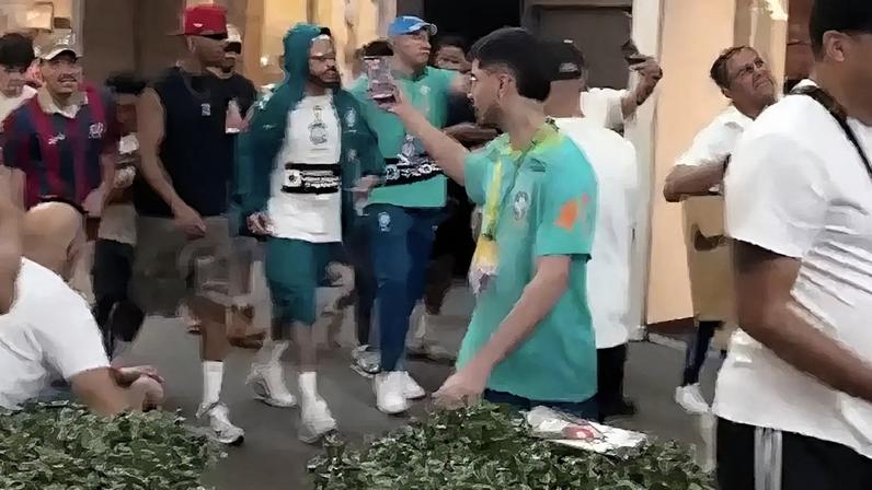 Neymar segue em recuperação de lesão na panturrilha direita –