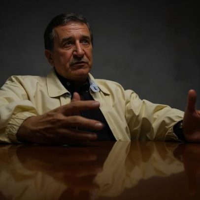 Parreira permanece na UTI, acordado e respirando sem aparelhos