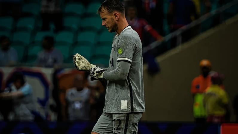 Goleiro Neto deixou o Botafogo após 22 jogos (Foto: Ednei Cunha/Código 19/Folhapress)