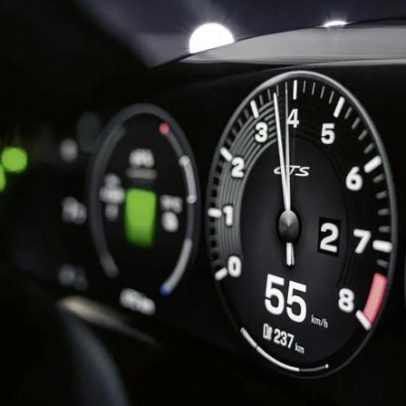 Porsche Taycan 2027 terá simulação de conta-giro e troca de marchas