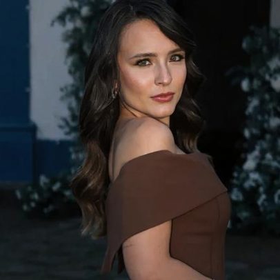 Larissa Manoela nega rumores de gravidez e diz que será a primeira a falar