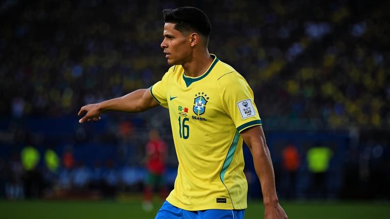 Douglas Santos pela Seleção Brasileira .(Foto: Eduardo Carmim/Photo Premium/Folhapress)