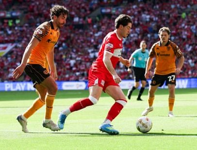 Everton interessado em Hackney por £15 milhões enfrenta forte concorrência