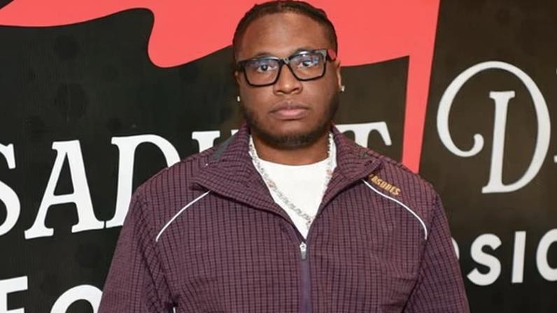Produtor Grammy Tay Keith, que trabalhou com Drake e Travis Scott, morre aos 29
