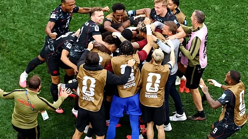 Canadá vence abertura dos knockout sob Marsch