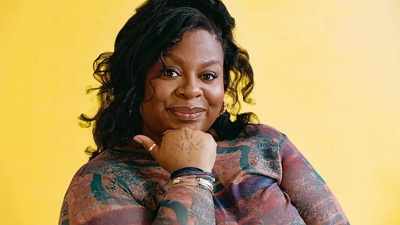 Candice Carty-Williams diz que leitores se apegam a Queenie