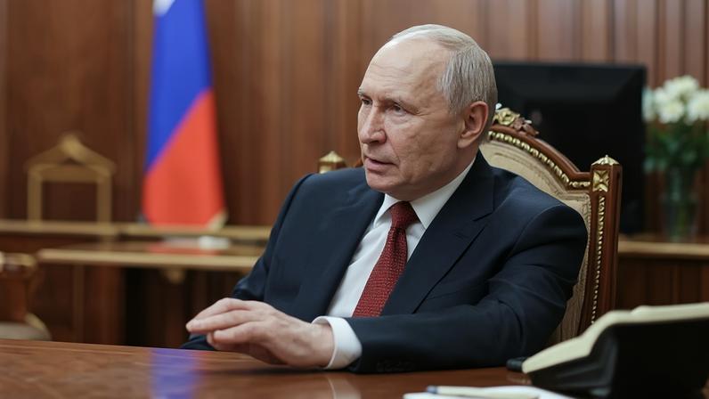 Putin espera EUA em Moscou; racionamento de combustível atinge Sibéria