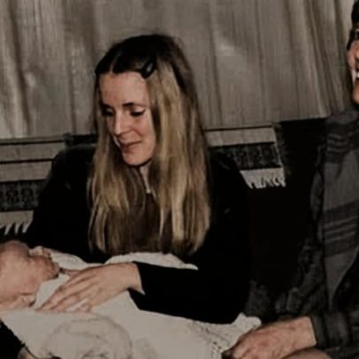 Mãe forçada a entregar o filho para adoção; reencontro décadas depois não foi final feliz