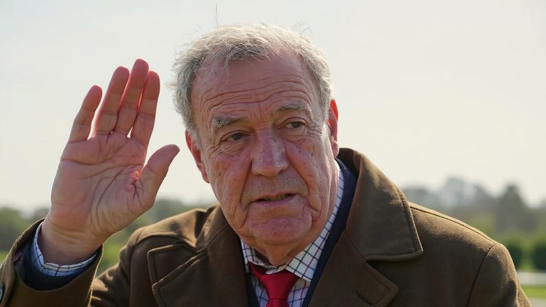 Jeremy Clarkson em remissão de câncer de próstata, conforme detecção precoce