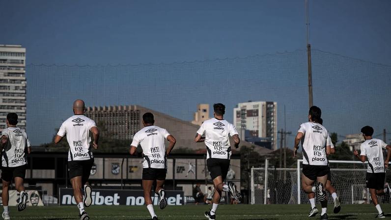 Reapresentação do elenco do Santos no CT Rei Pelé –