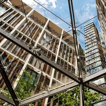 Ativos de ultrarricos causam dano climático desproporcional, indica estudo