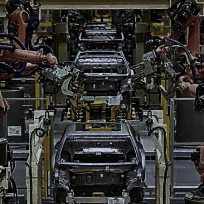 Fábrica chinesa produz carro a cada 53 segundos com IA