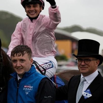 Operário apoia vencedor do Derby de Epsom após dica de cápsula do tempo