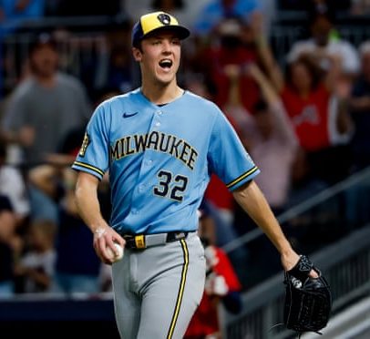 Misiorowski, ace dos Brewers, lança 47 arremessos a 101 mph ou mais, perde