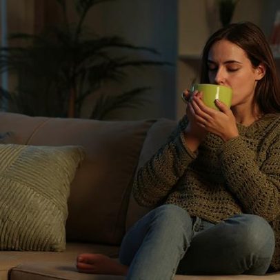 Inverno: 5 chás que ajudam a aquecer o corpo e aliviar a gripe