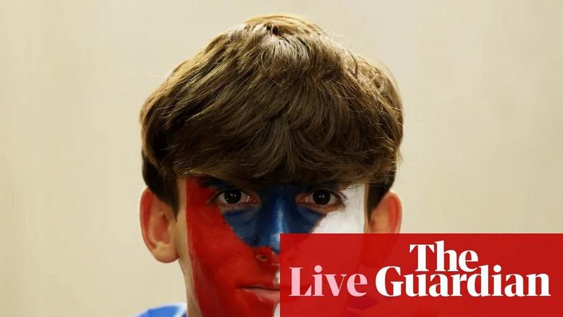 Czechia fans are preparing for their game against Mexico.