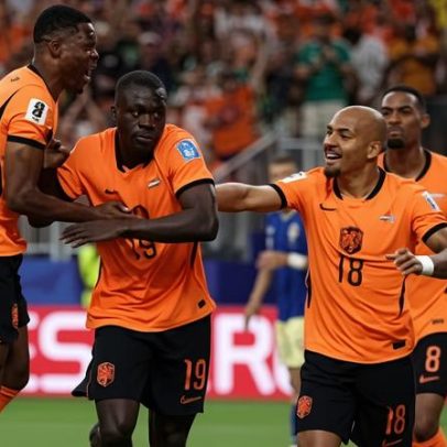 Brobbey e Gakpo marcam dois e Holanda goleia Suécia