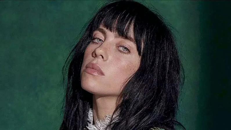 Billie Eilish bate seu próprio recorde no Spotify