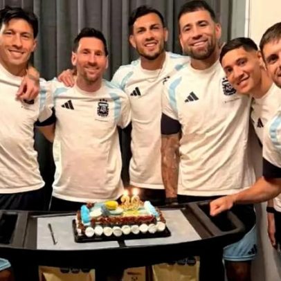 Messi completa 39 anos com festa surpresa na concentração da Argentina