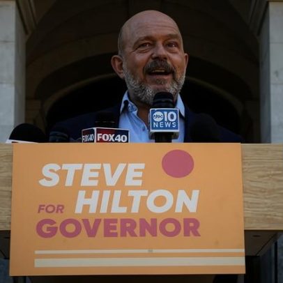 Quem é Steve Hilton, britânico que pode ser o próximo governador da Califórnia