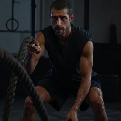 CrossFit é seguro? Especialistas esclarecem riscos e prevenção
