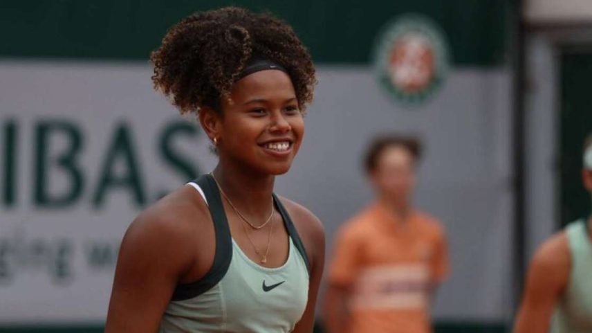 Victoria Luiza Barros é um dos destaques da nova geração de tenistas do Brasil. A potiguar chegou à semifinal de Roland-Garros. Em Paris, em 3 de junho de 2026.
