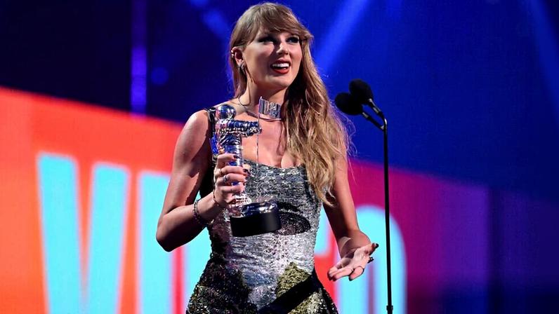 Disney cria alternativa de Toy Story 5 para manter Taylor Swift em segredo
