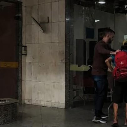 Homem é preso por maus-tratos durante resgate de 14 cães no Rio