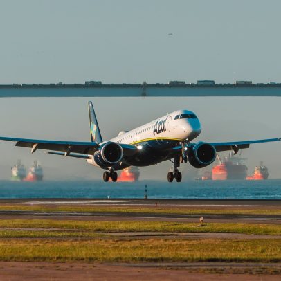 Azul planeja novos cortes de voos devido à alta dos preços dos combustíveis