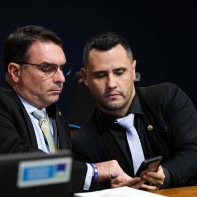 Flávio Bolsonaro aguarda decisão de Cleitinho sobre disputa em Minas