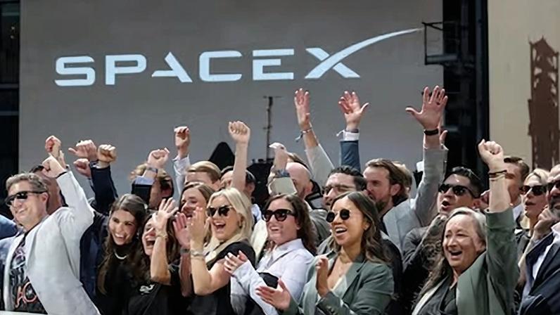 SpaceX eleva emissão de dívida para US$ 25 bilhões com demanda de US$ 89 bilhões