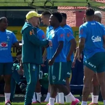 Neymar participa do primeiro treino da seleção nos EUA