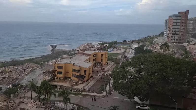 Prédios foram destruídos após terremotos na Venezuela