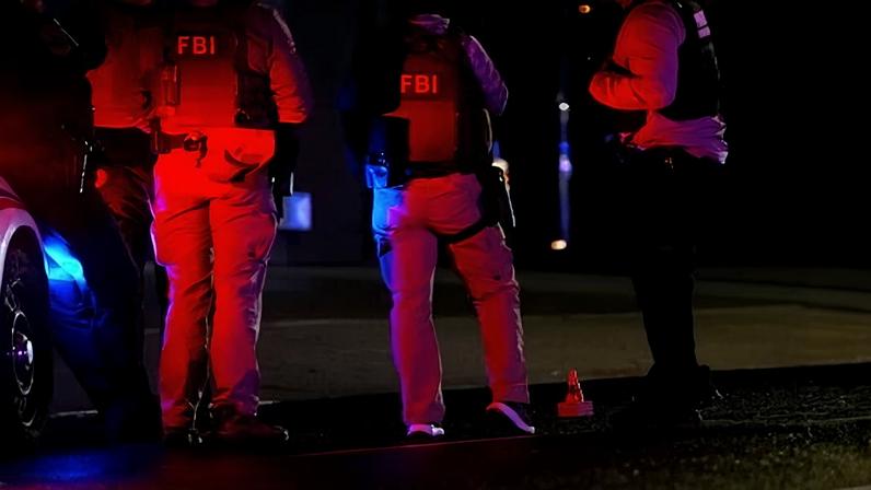 Agentes do FBI expulsos sob ataque de Trump formam rede de apoio