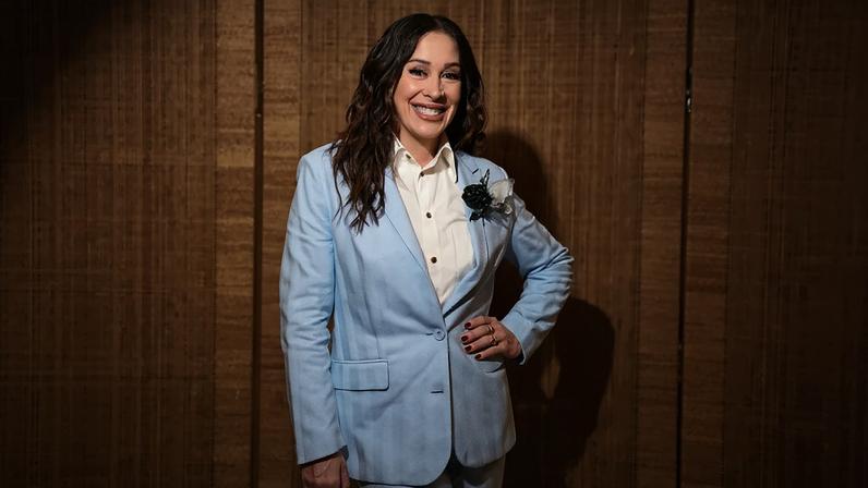 O que é a síndrome musculoesquelética, diagnóstico revelado por Claudia Raia? Aos 59 anos, atriz revela surpresa com efeito colateral pouco comentado da menopausa; médicos detalham.