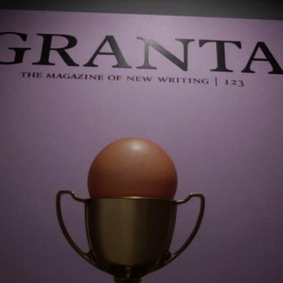 Granta interrompe publicação de vencedores de contos por controvérsia com IA