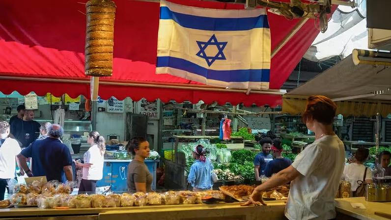 A Bolsa de Valores de Tel Aviv enquanto as tensões entre Israel e o Irã atingem o sentimento marcante — Foto: Kobi Wolf/Bloomberg