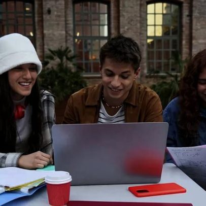 Como as gerações hiperconectadas mudaram seus hábitos de estudo