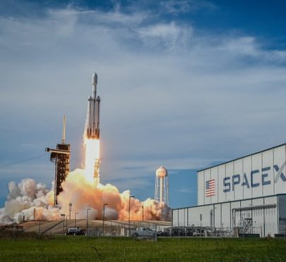 SpaceX abre capital nos EUA após levantar US$75 bi, maior IPO