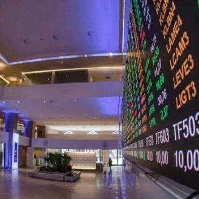 Ibovespa cai mais de 1% com temor de tarifas dos EUA; bancos e varejo caem