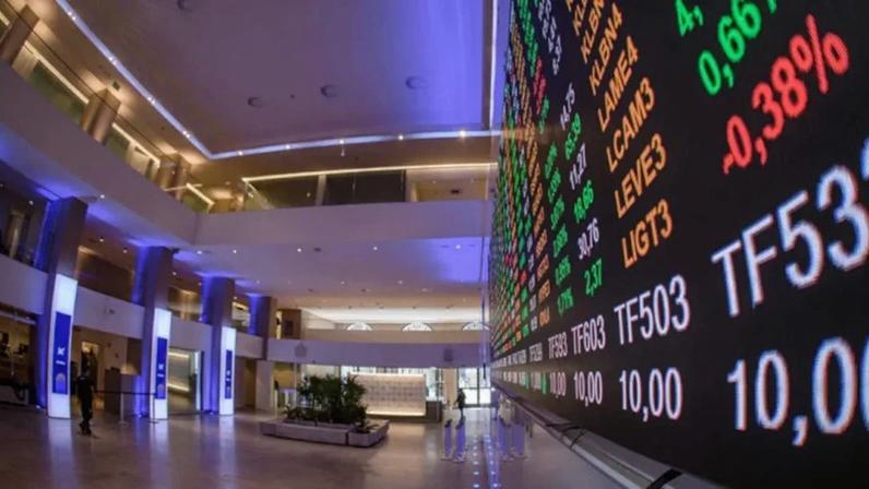 Ibovespa cai mais de 1% com temor de tarifas dos EUA; bancos e varejo caem
