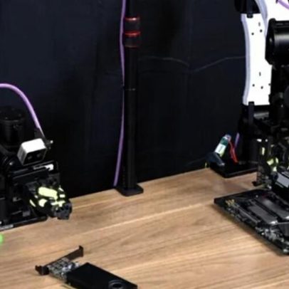 NVIDIA apresenta robôs com IA que instalam GPUs em placas-mãe sozinhos