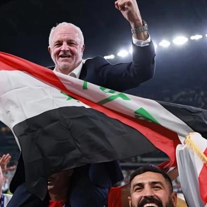 Técnico do Iraque, Graham Arnold, diz ser capaz de surpreender o mundo