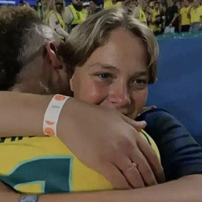 Davi Lucca é barrado ao tentar abraço em Neymar após vitória do Brasil