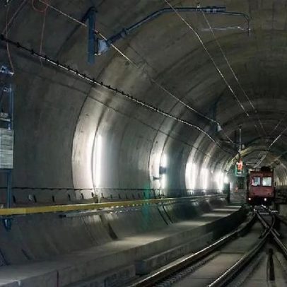 País europeu pequeno abriga o maior túnel do mundo