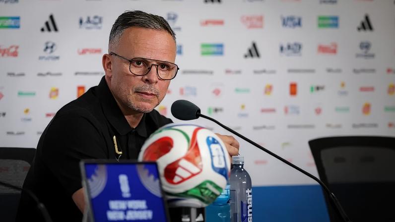Ouahbi destaca influência de Ancelotti e faz alerta sobre o Brasil –