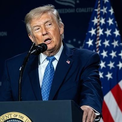 Trump chama Democratas de 'comunistas sem Deus' em mensagem para as midterms